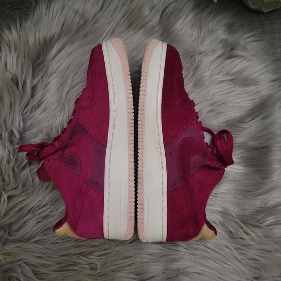 Nike Air Force 1 Premium 'True Berry' 896185-602 Women's size 6 - Picture 6 of 13